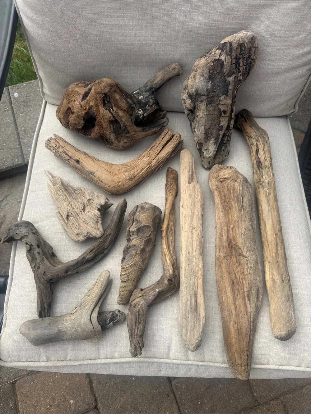11 pc (5lbs shipped) Natural Driftwood Decorative Accent Pieces-craft & display